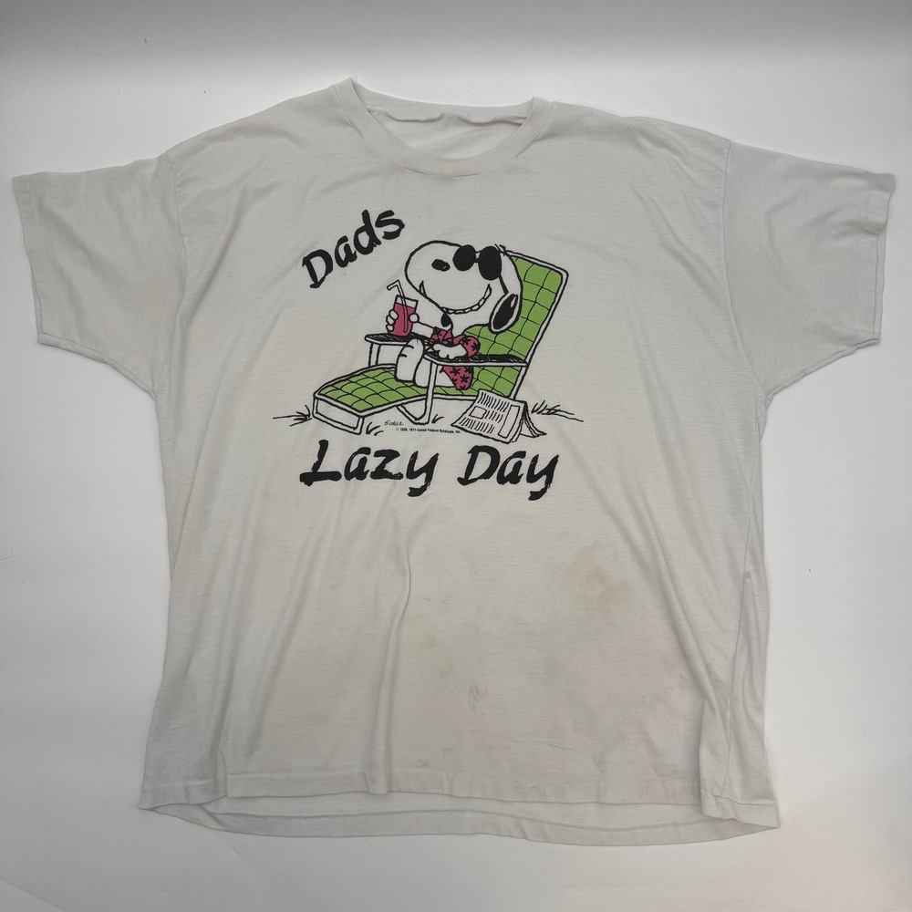 Peanuts Mens 2XL Shirt White Snoopy Dads Lazy Day Vintage Graphic Tee
